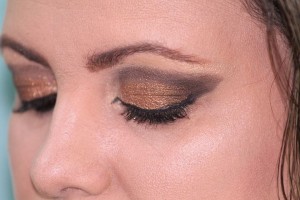 makeup-377618__480